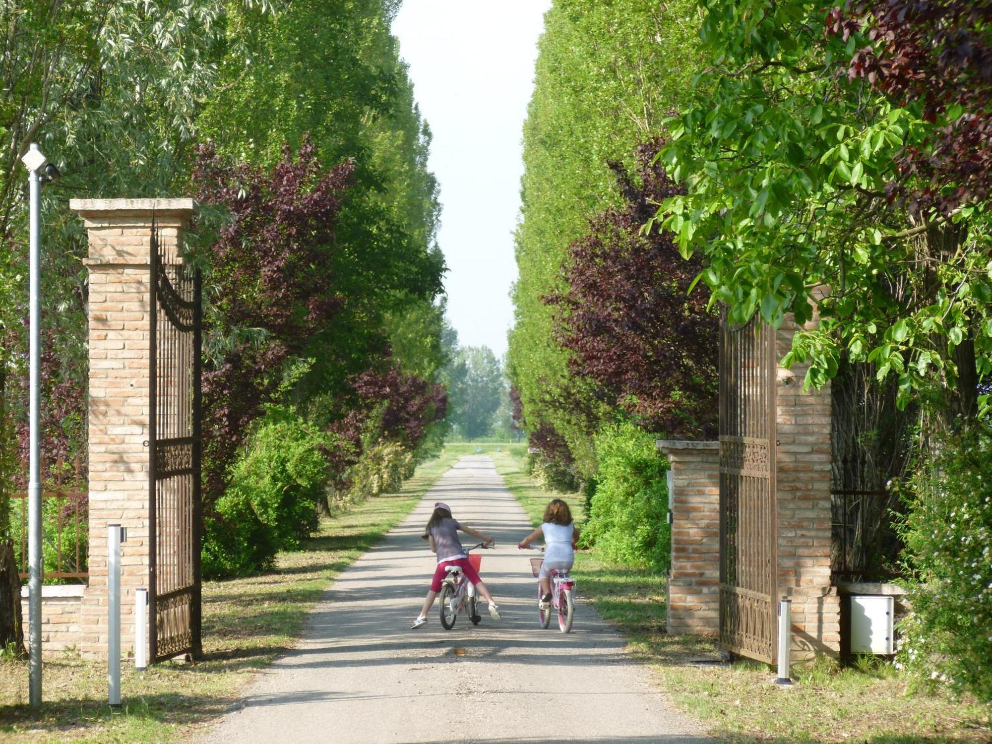 Agriturismo Corte Rocca San Giorgio di Mantova Buitenkant foto