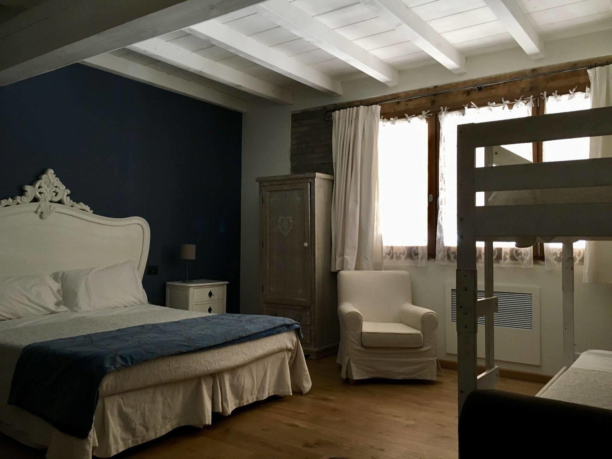 Agriturismo Corte Rocca San Giorgio di Mantova Buitenkant foto