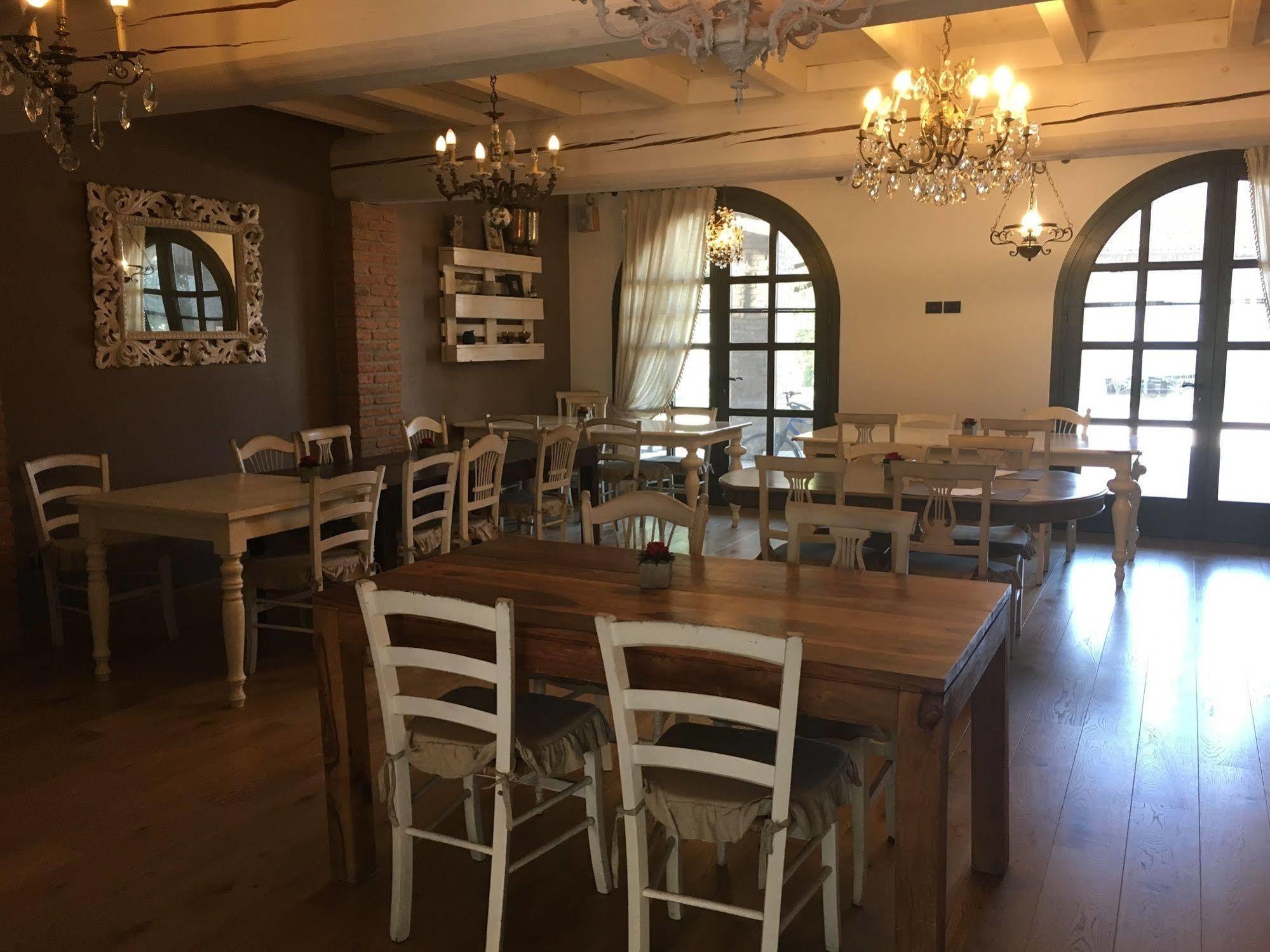 Agriturismo Corte Rocca San Giorgio di Mantova Buitenkant foto