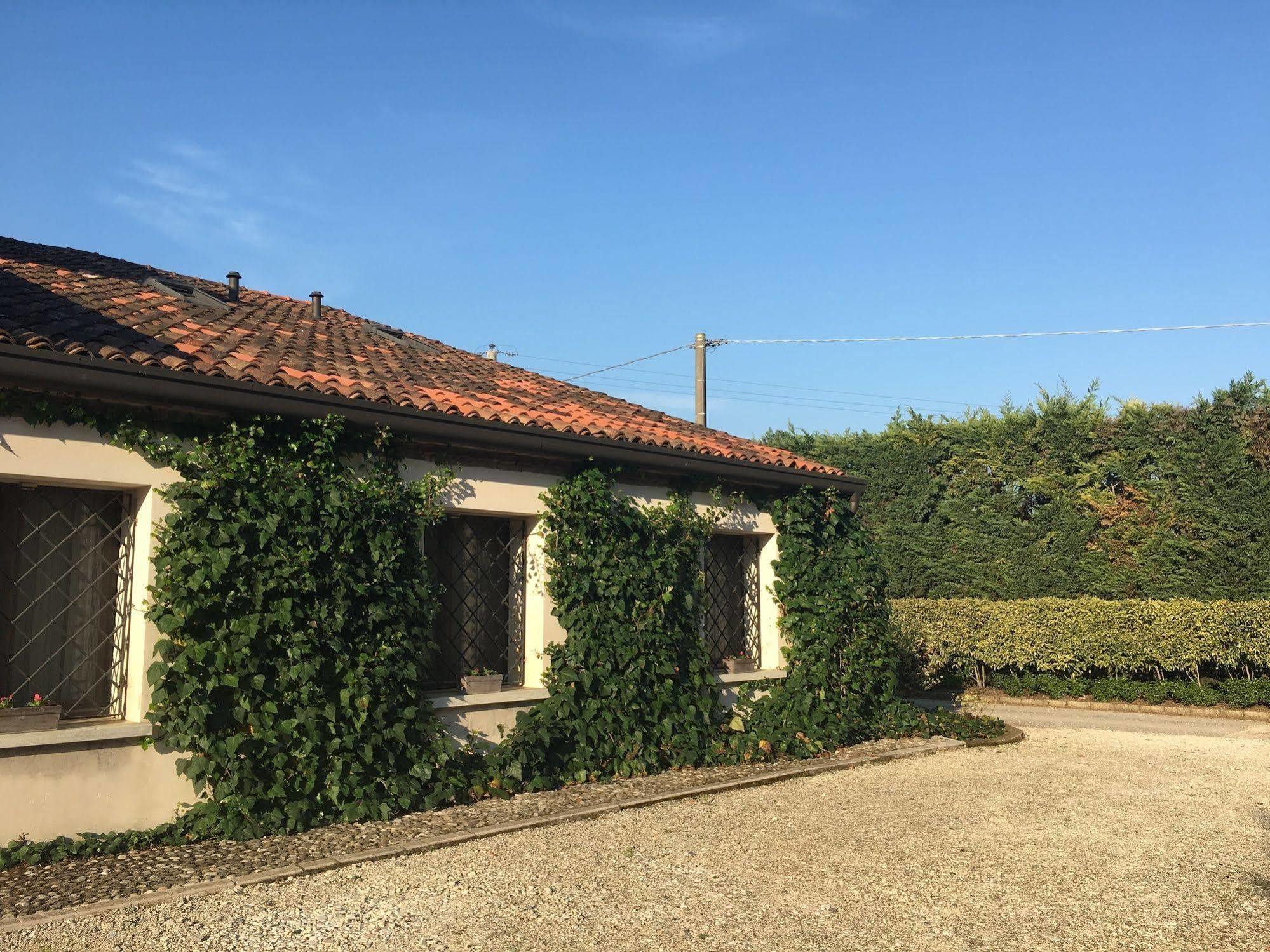 Agriturismo Corte Rocca San Giorgio di Mantova Buitenkant foto